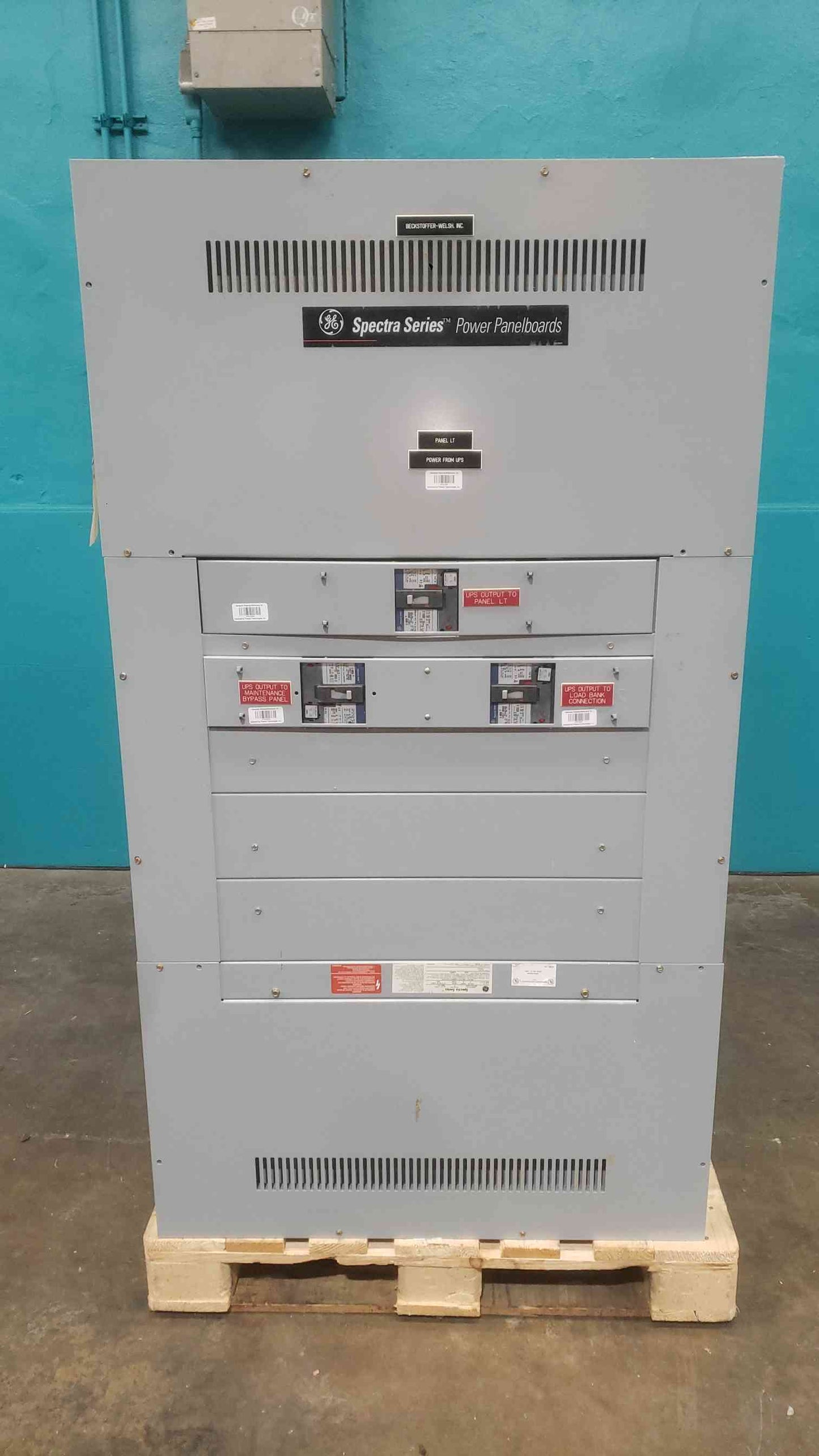 GE Spectra Series Panelboard 250A 480V UPS Output 3x Hi-Break Breakers