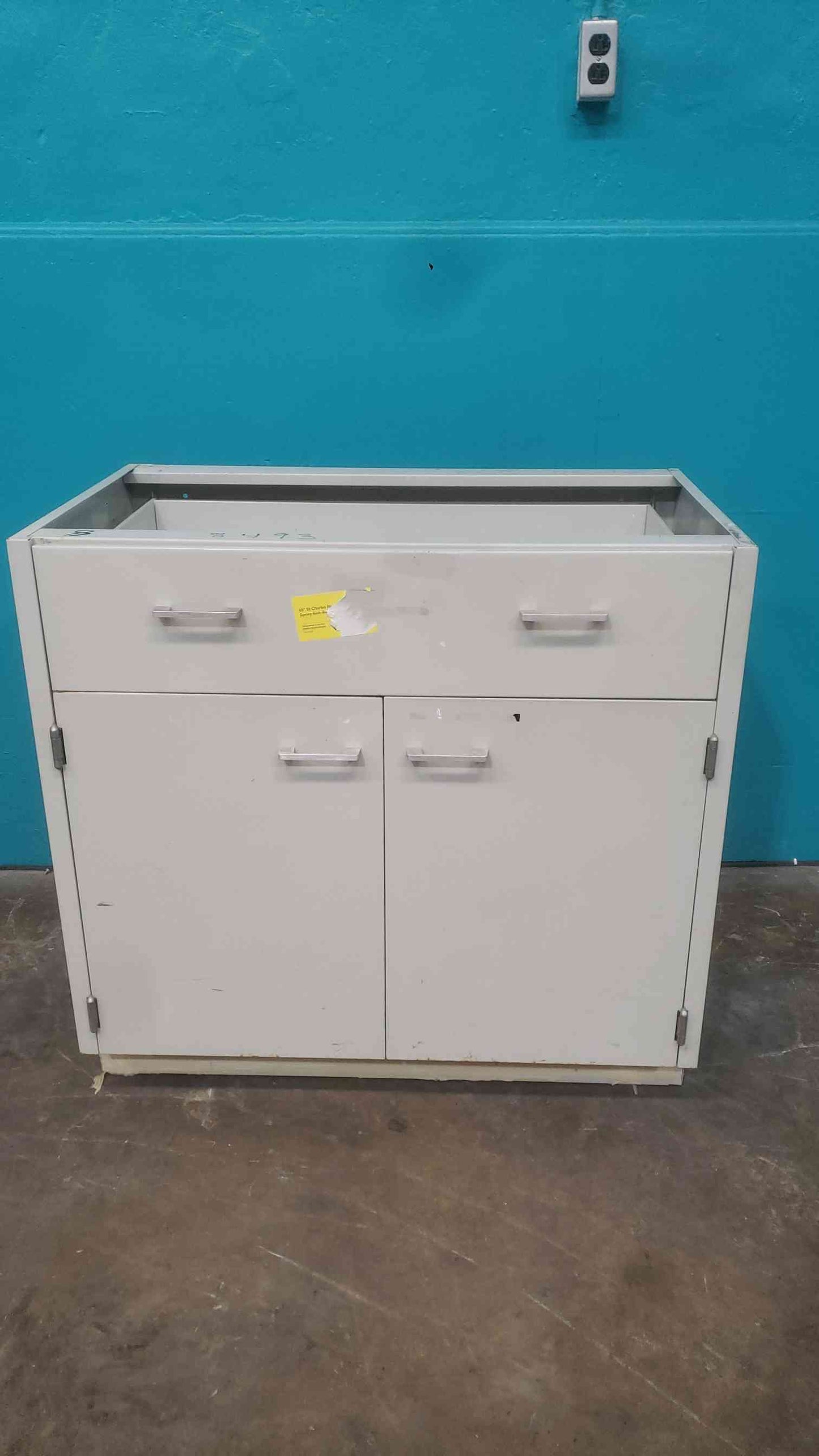 St. Charles 3' Mixed Standing Height Casework (SKU: 114007)