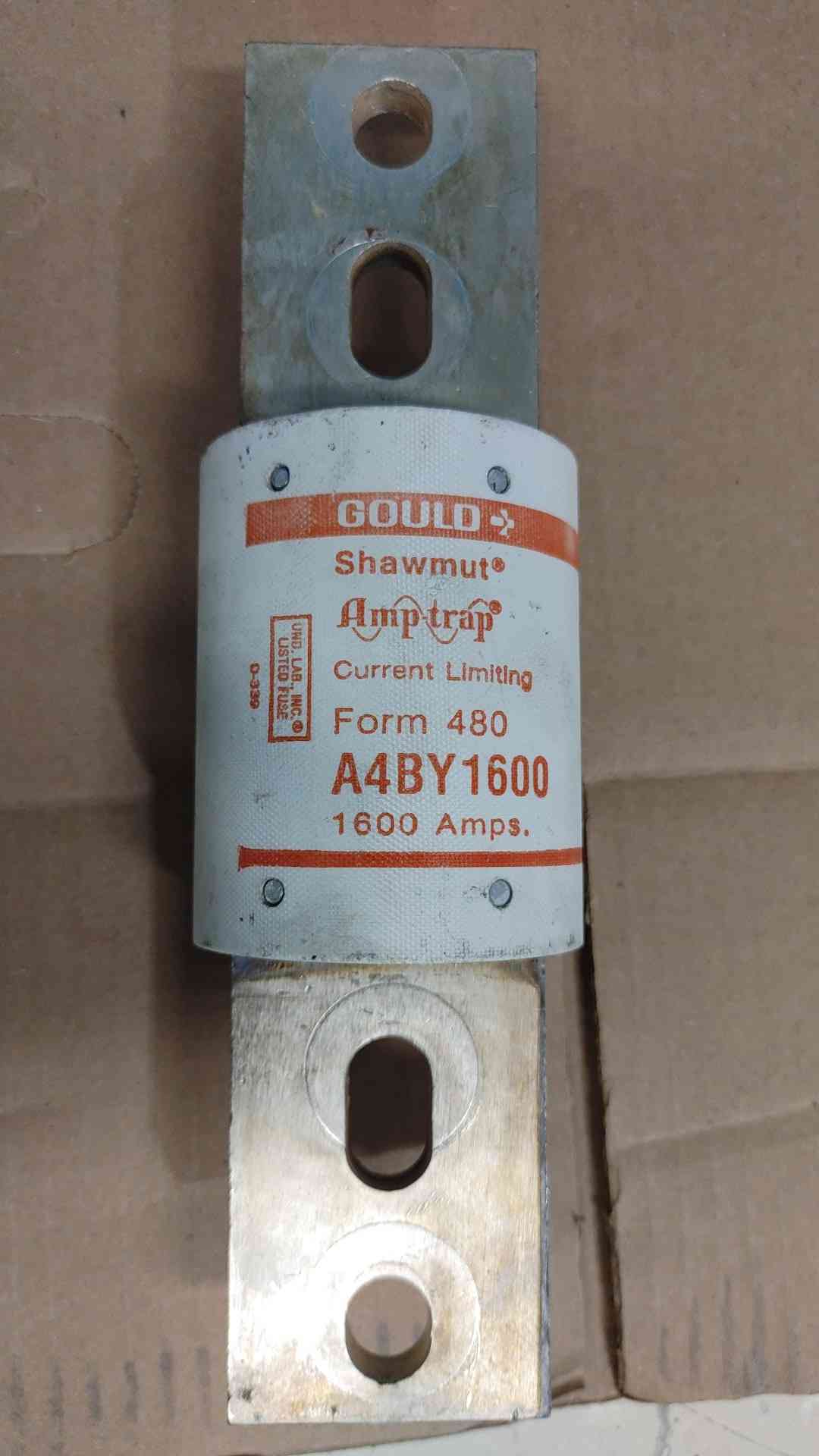 Gould Shawmut A4BY1600 Amp-Trap Class L Fuse 1600A 600V Current Limiting Form 480
