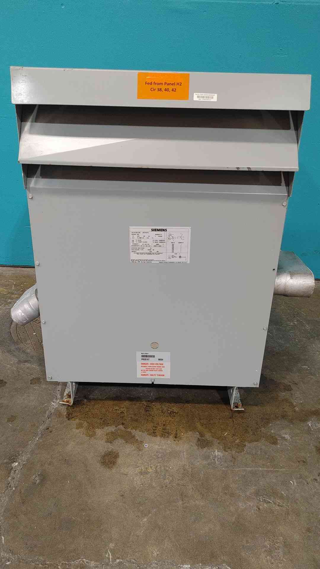 Siemens 75 kVA 3 Phase Transformer 480V to 208Y/120V NEMA 3R Dry 3F3Y075