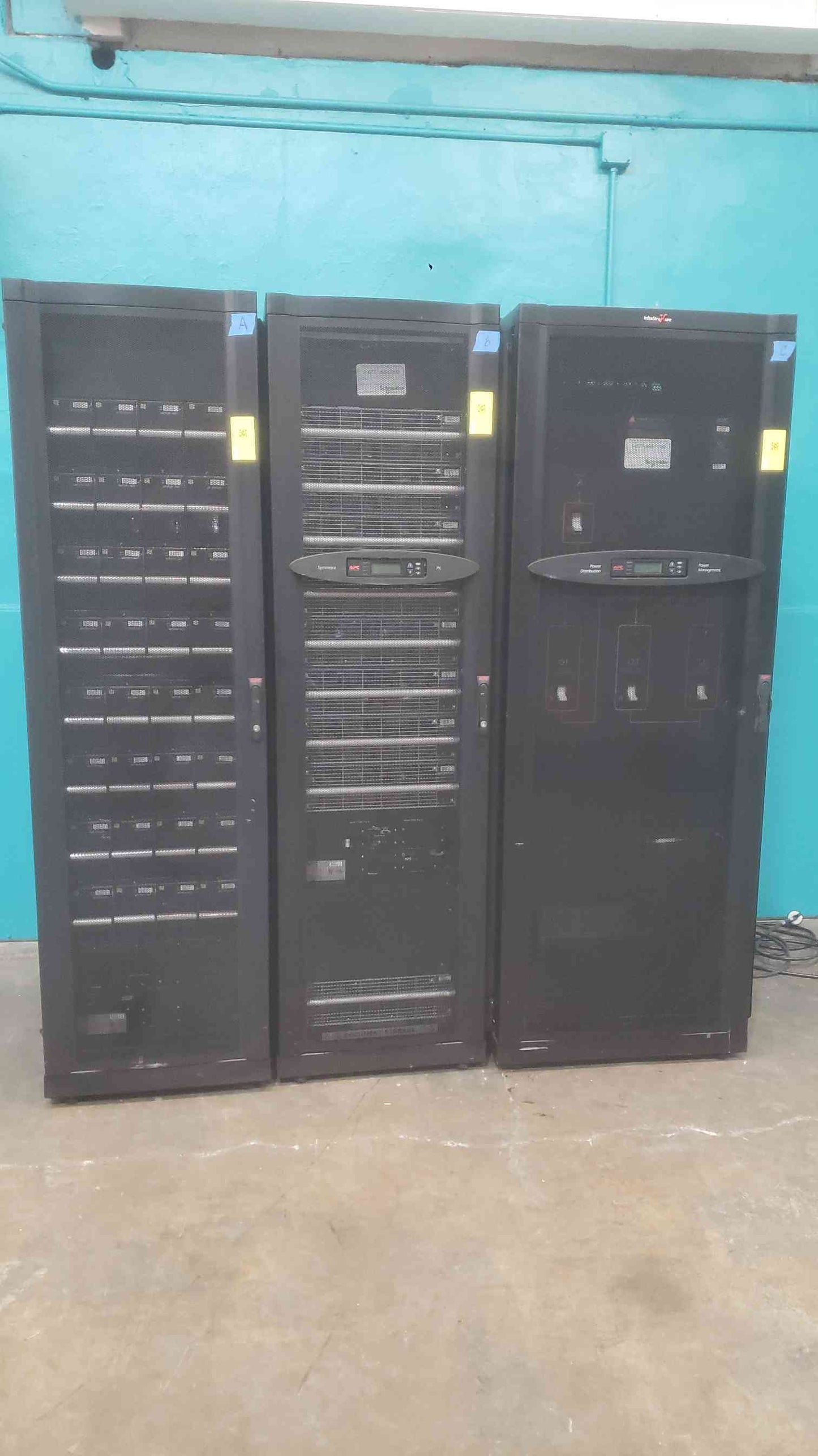 APC Symmetra PX 80kW 80kVA 3 Phase UPS System Array SYCF80KF SYCF8BF PDU 3 Rack