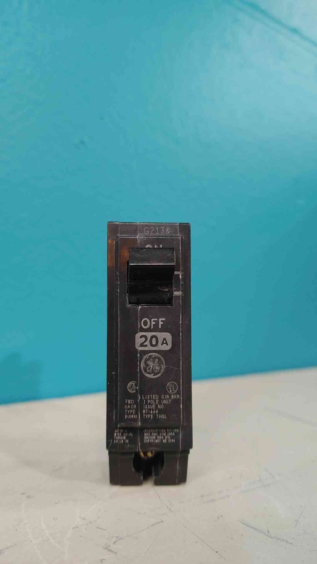 GE THQL1120 20A 1 Pole 120/240V Plug-In Residential Circuit Breaker THQL 20