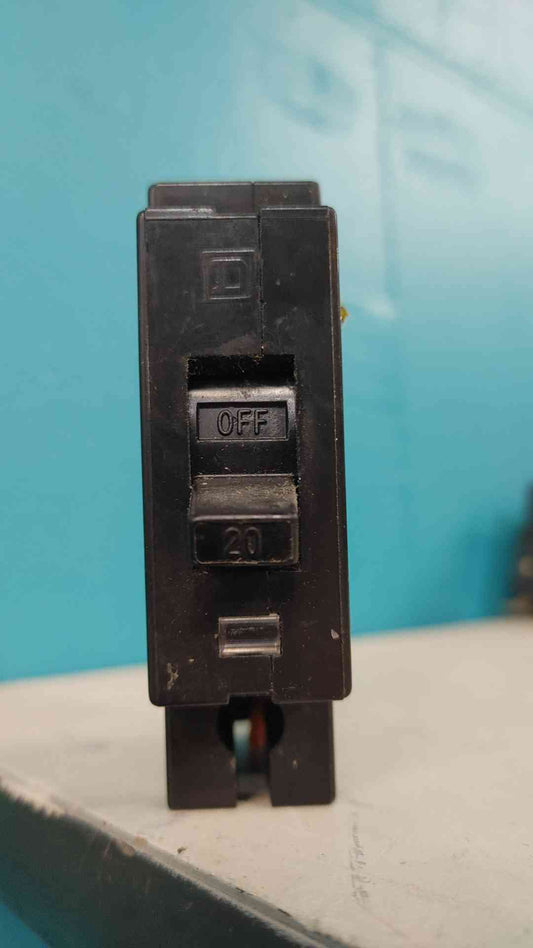 Square D EH14020 1 Pole 20 Amp 277V Plug-In Circuit Breaker EH-4
