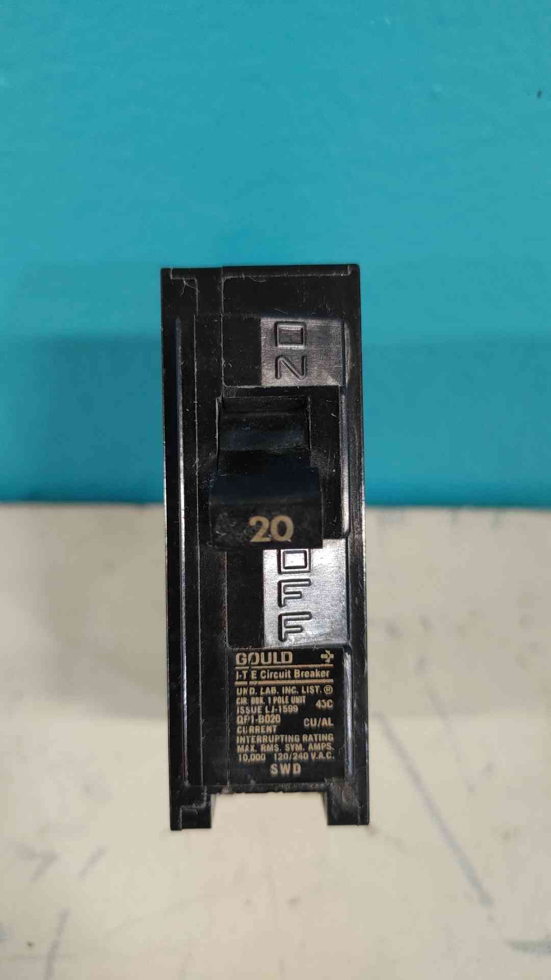 Gould I-T-E QF1-B020 20 Amp 1 Pole Circuit Breaker Type EQ-P Siemens QP 20A 120V