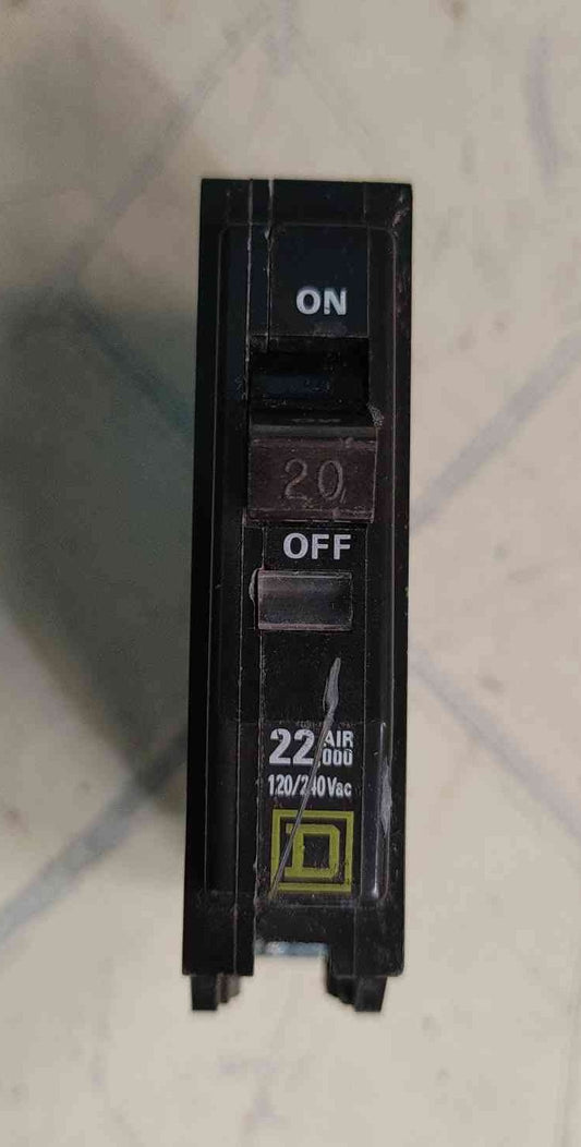 Square D QOB120VH 1 Pole 20 Amp 22kA 120V Bolt-On Circuit Breaker QOB