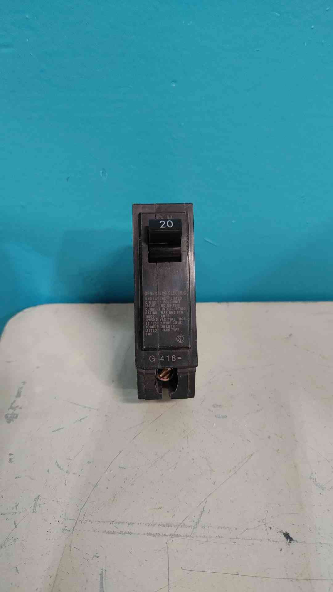 GE THQB1120 1 Pole 20 Amp 120/240V Bolt-On Circuit Breaker THQB