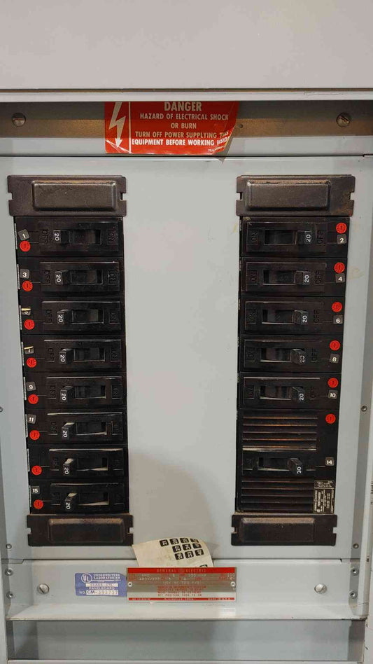 GE NHB 100A Panelboard 480Y/277V 3 Phase Loaded w/ GE TED Breakers 30A 20A 1-Pole