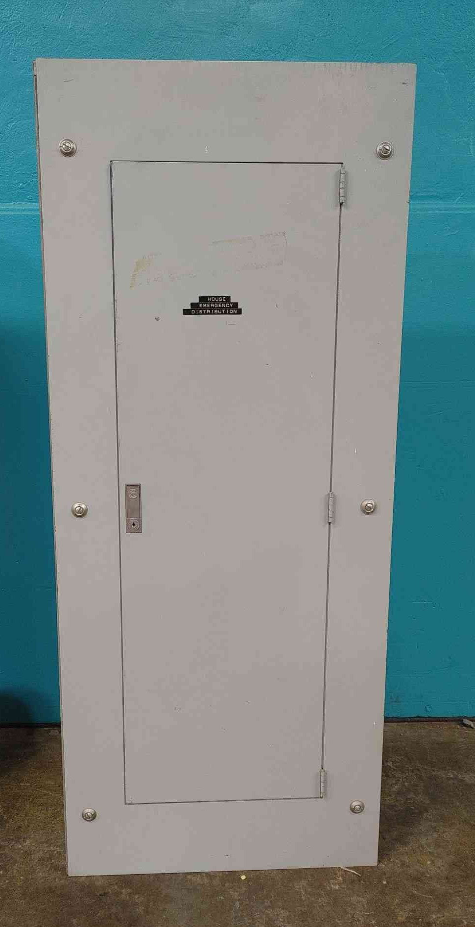 GE NHB 400A 480Y/277V 3-Phase Panelboard Loaded w/ 7x GE TED 3-Pole Breakers
