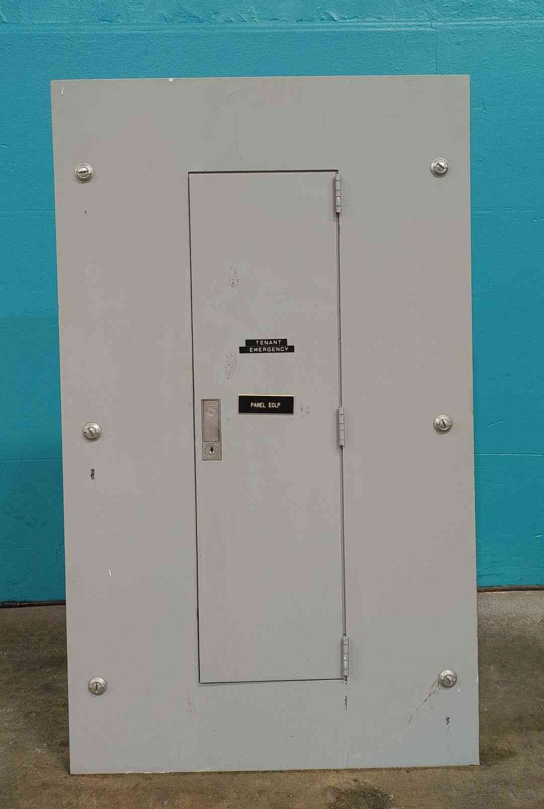 GE NLAB 100A Panelboard 208Y/120V 3 Phase Loaded w/ GE THQB Breakers 60A 30A 20A