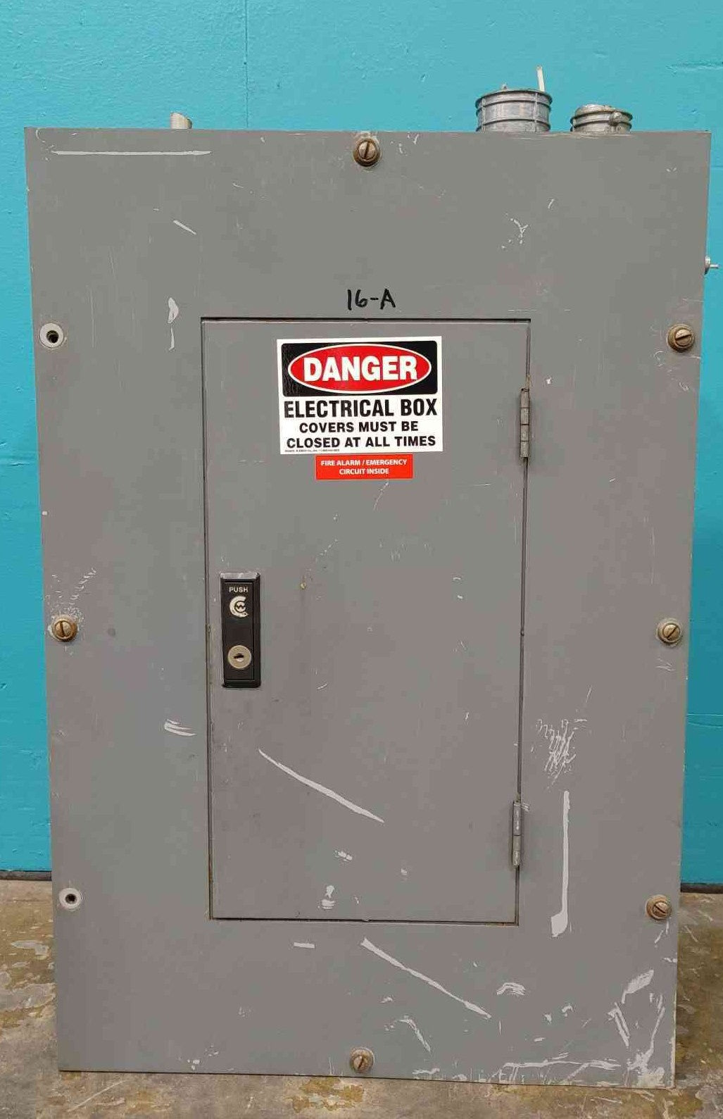 Challenger PowerMaster PRL1 100A 208Y/120V Panelboard Load Center w/ Breakers