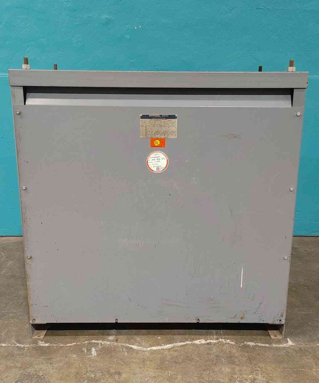 Square D Sorgel 225 KVA Dry Type Transformer 3PH 480V 208Y/120V TD3225H4 225T3H
