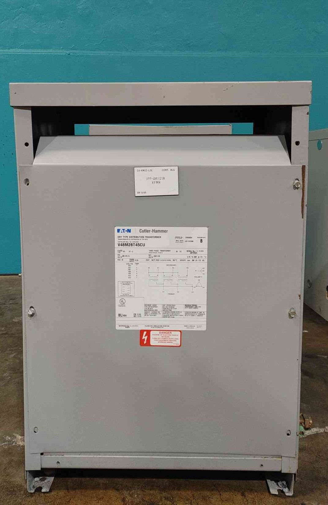 Eaton Cutler Hammer 45 kVA Transformer 480V to 208Y/120V 3Ph Copper V48M28T45CU