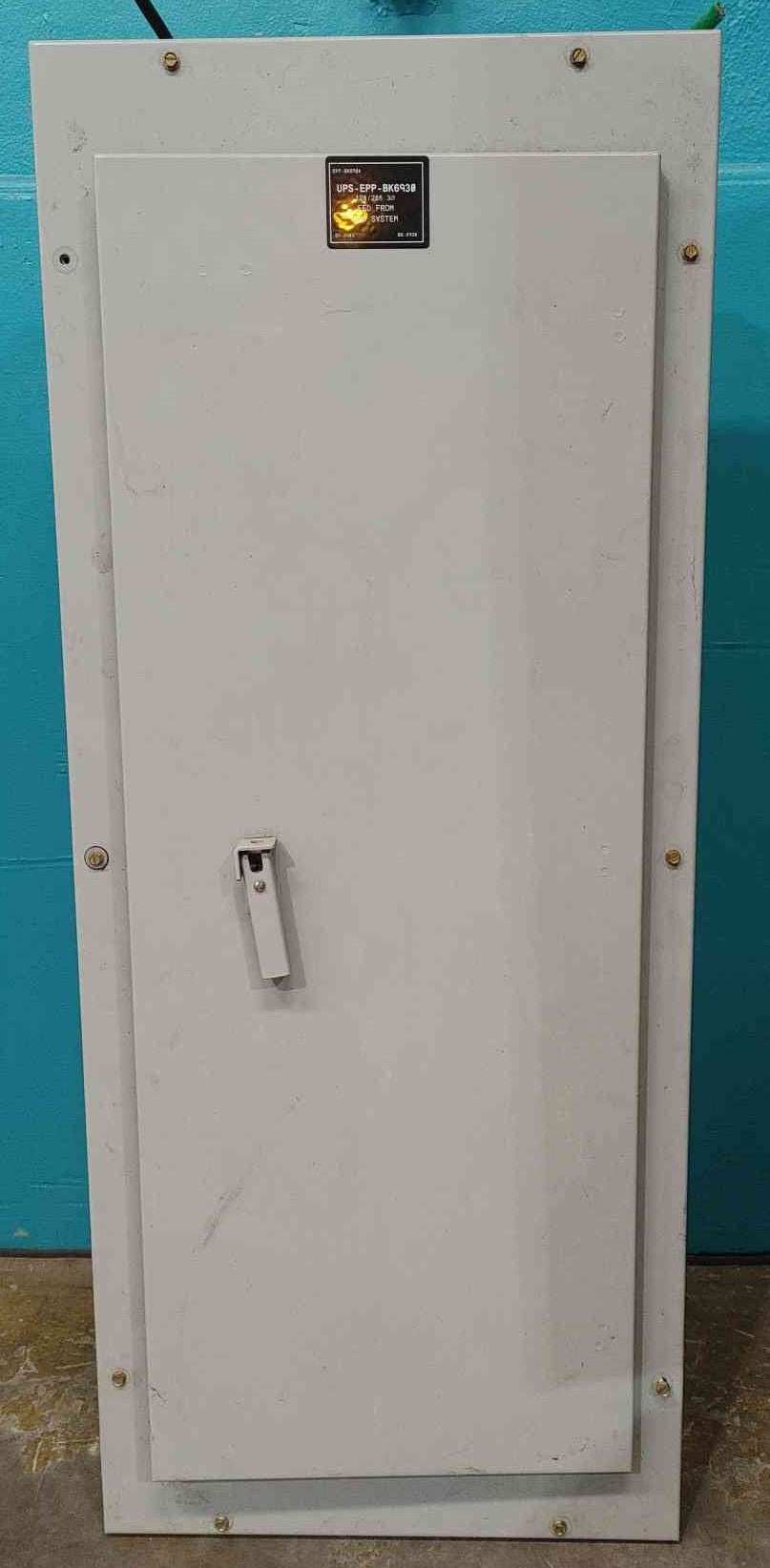 GE A-Series II 225A Panelboard 208Y/120V 3PH 200A Main AQU3422RCX 24 Breakers THQB