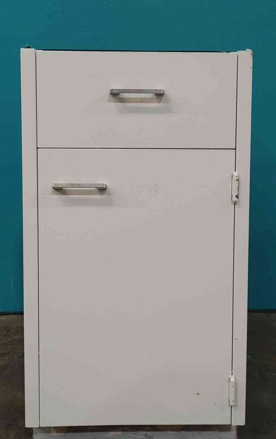 St. Charles 18" Mix Casework (Sku:115111