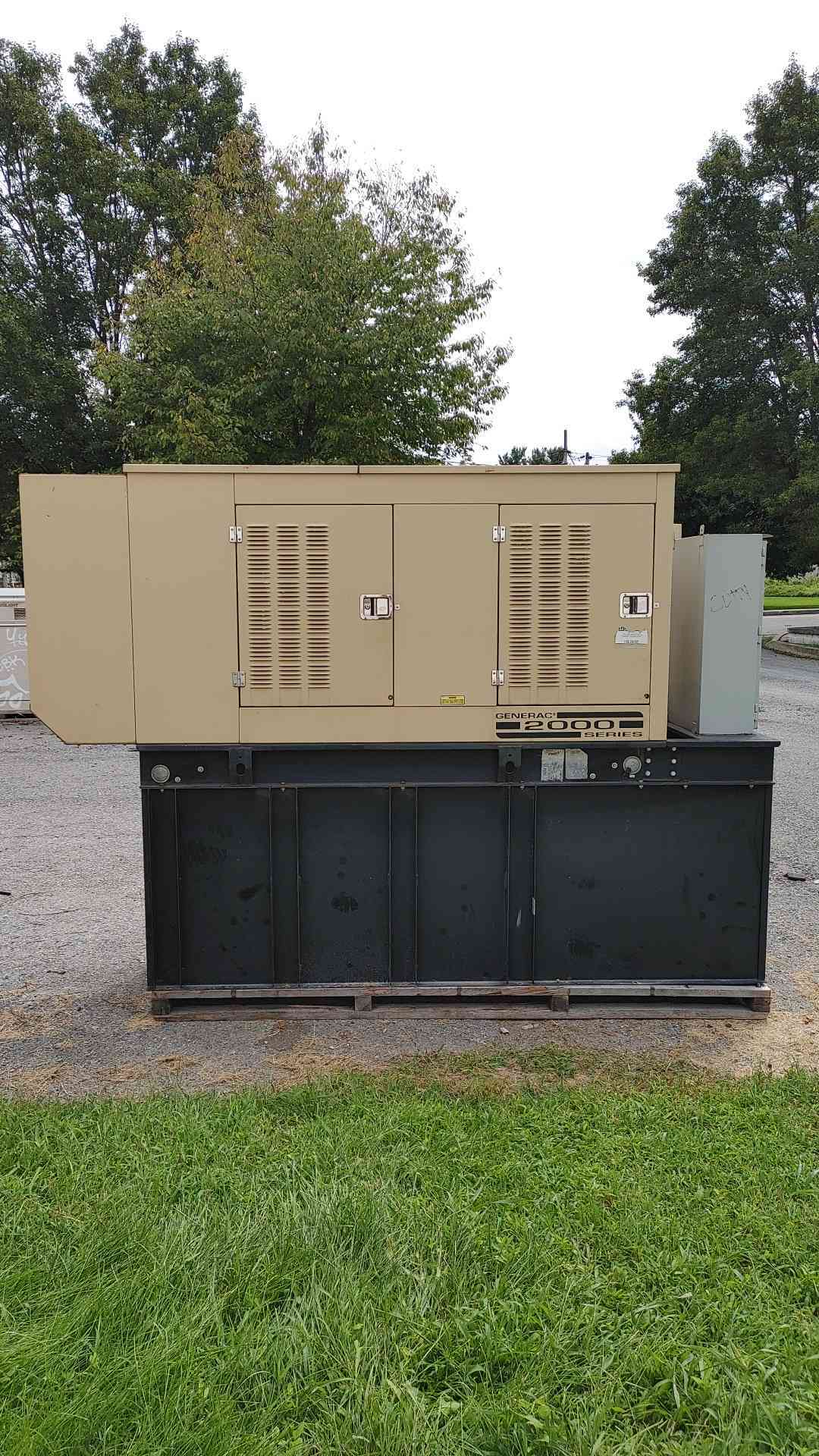 Generac 40 kW Diesel Generator 120/240V 1PH Sound Attenuated 2000 Series 764Hr TESTED(SKU: 115138)