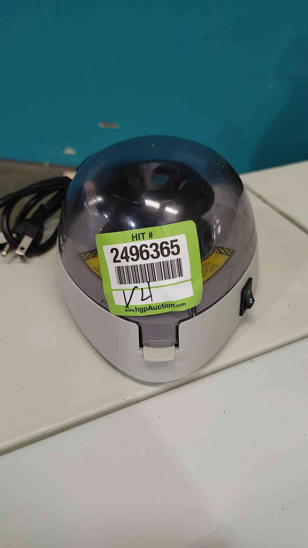 Labnet Spectrafuge Mini C1301 Personal Microcentrifuge 6000 RPM 6 Tube Rotor 115V