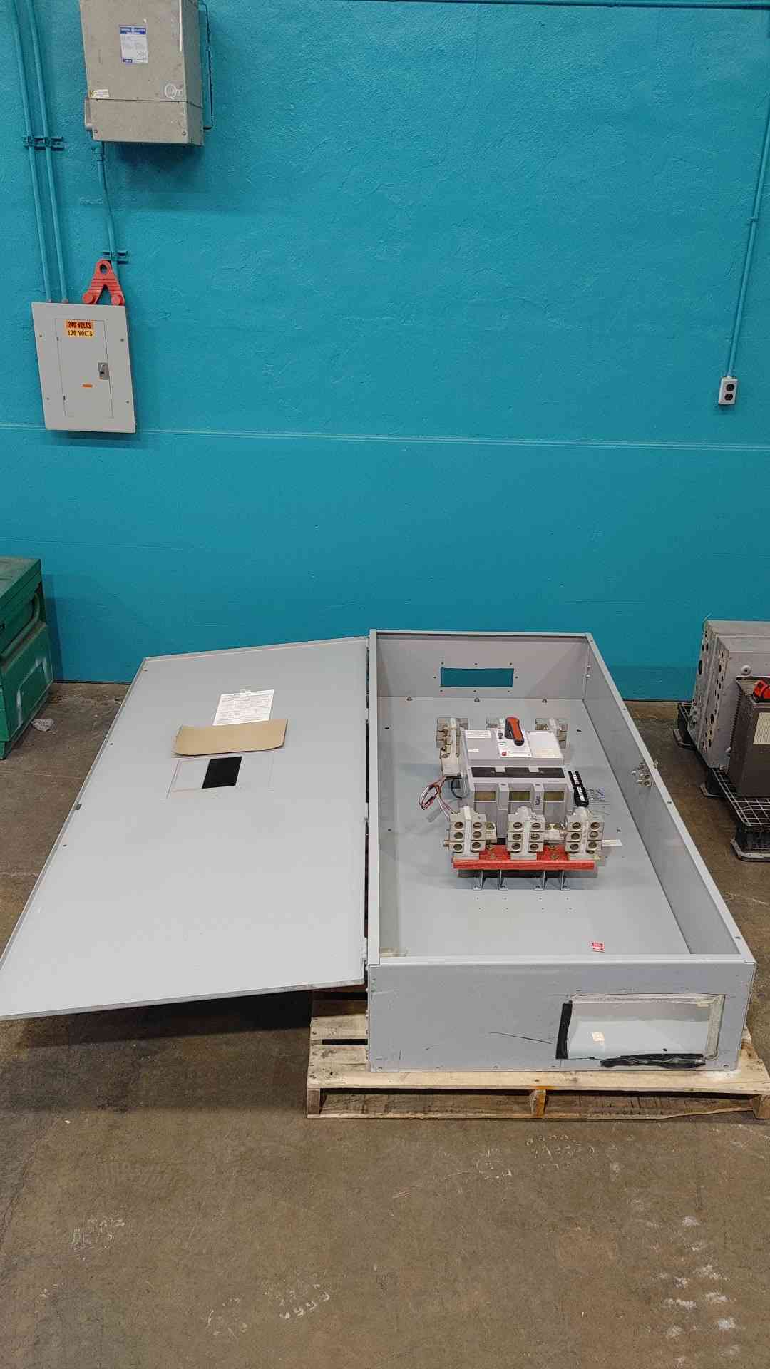 GE TPMM5612 1200 Amp Circuit Breaker Enclosed Disconnect Switch 3 Pole 600V