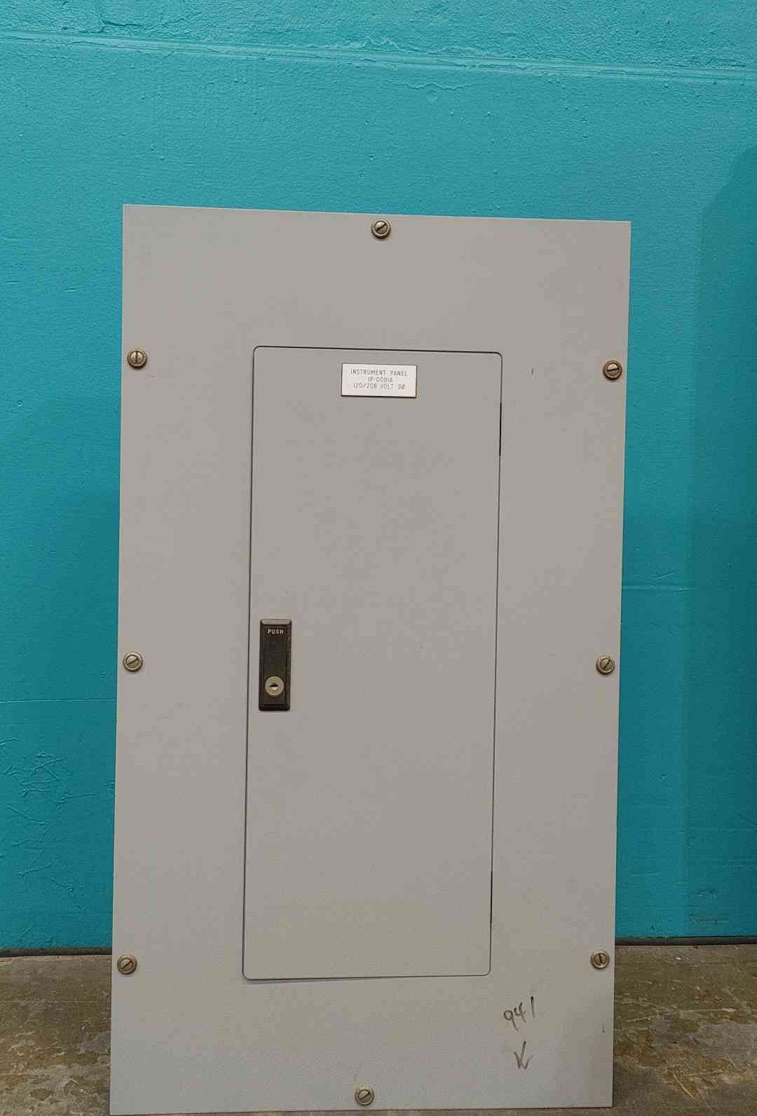 Cutler-Hammer Pow-R-Line PRL1 42 CKT 100A 3PH 208Y/120V Panelboard Complete