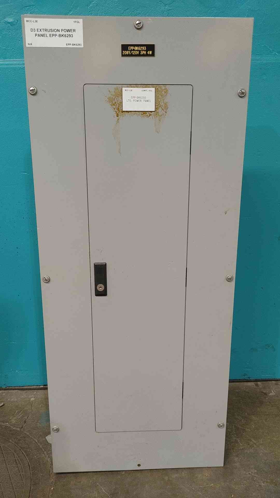 Eaton Cutler-Hammer PRL1a 225A 208Y/120V 3PH 42 CKT Panelboard Loaded Breakers
