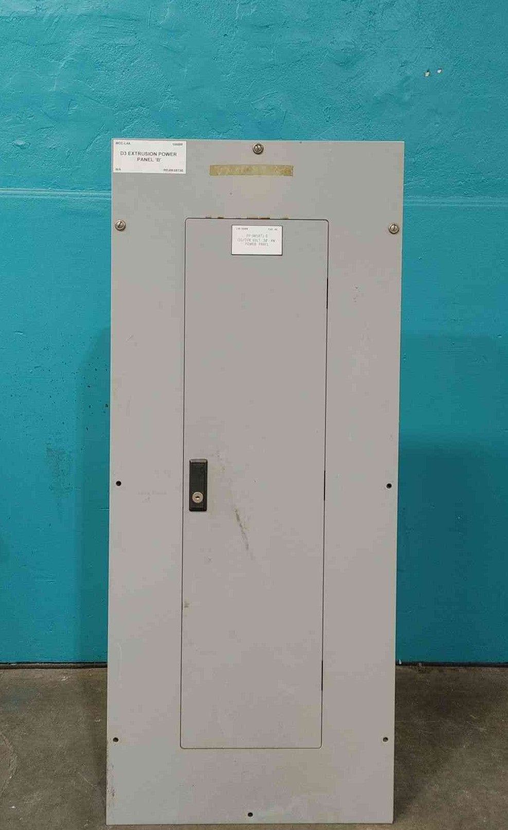 Cutler-Hammer Pow-R-Line PRL1a 100A 3PH Panelboard 208Y/120V Loaded W Breakers