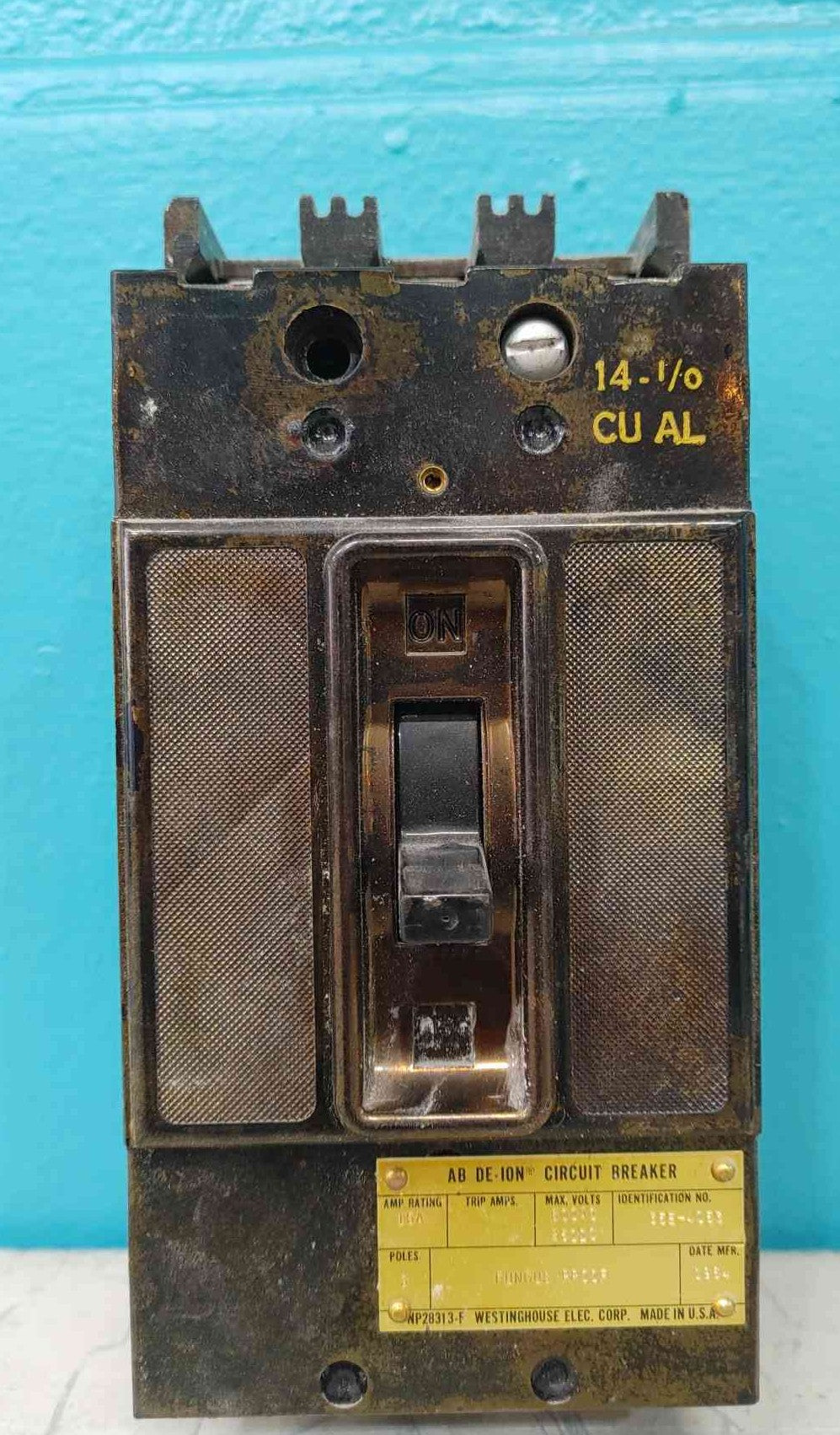 Westinghouse AB De-Ion 225A 3 Pole Circuit Breaker 600V J Frame J3225 J3225W
