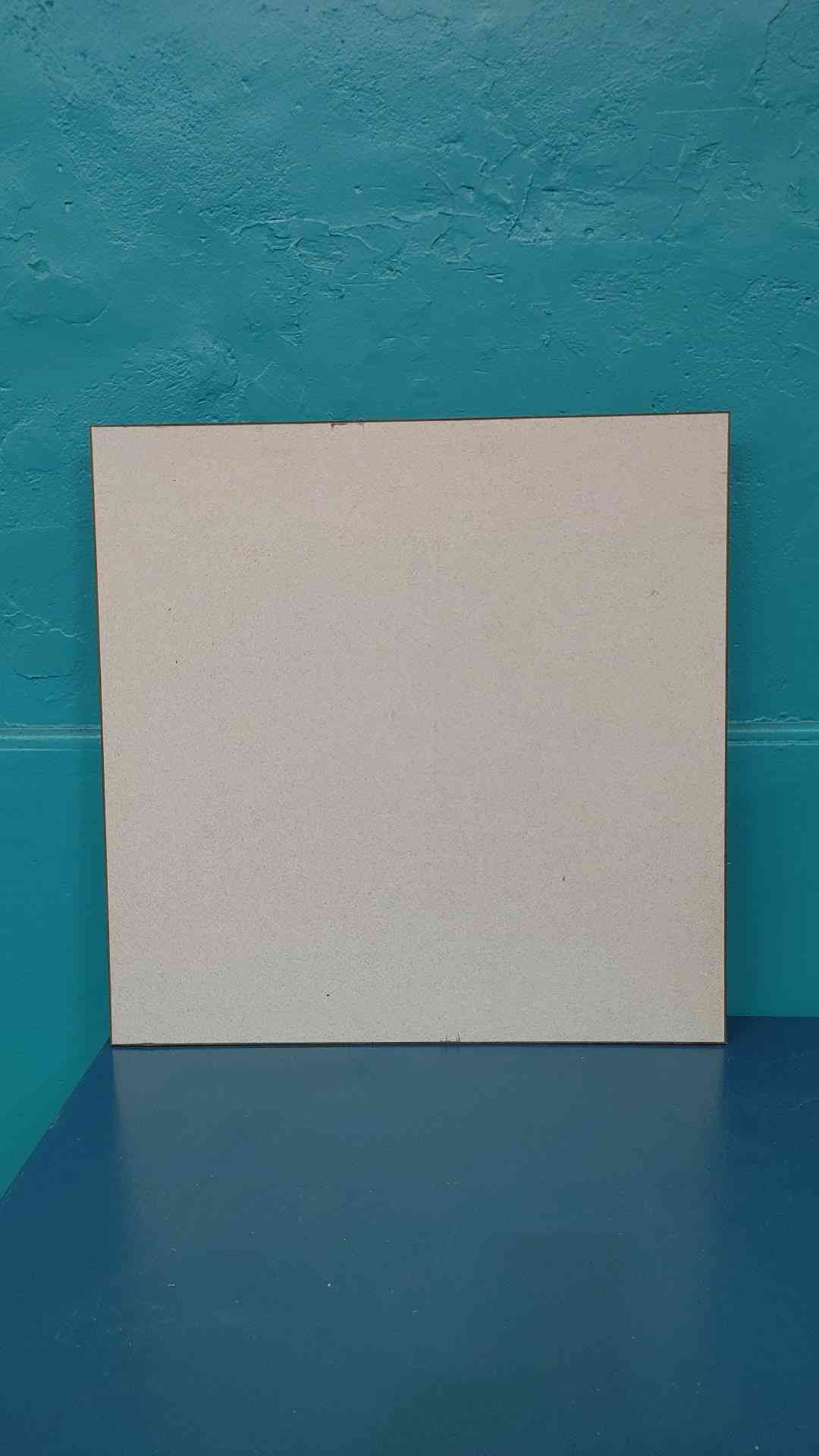 24" Grayish Floor Tile (Sku:116089)