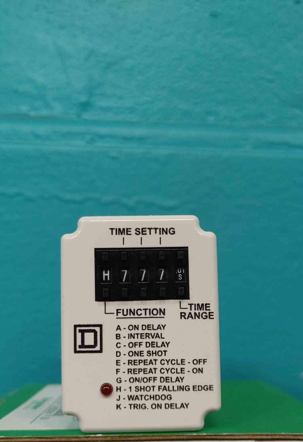 NEW Square D 9050JCK70V20 Multi-Function Time Delay Relay 120V 11-Pin DPDT 10A 9050JCK