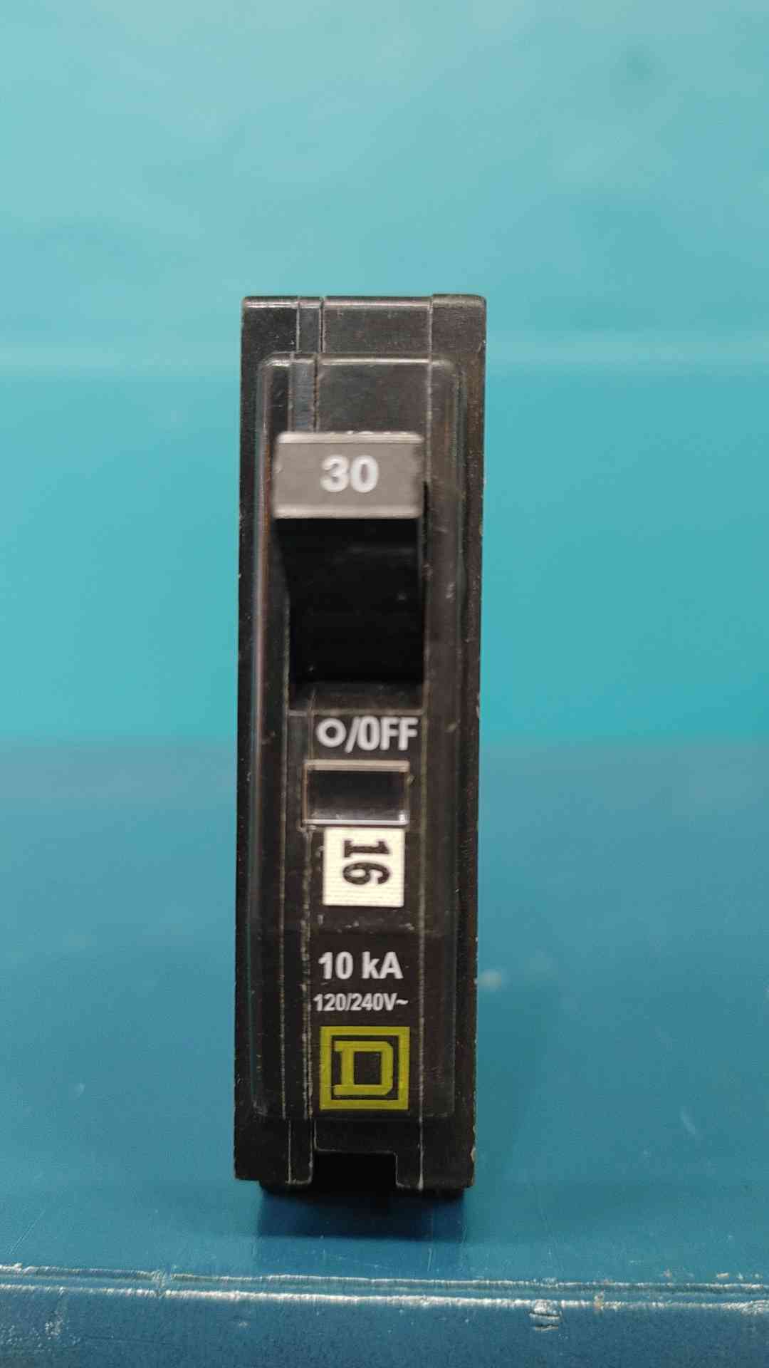 Square D QOB130 30 Amp 1 Pole Bolt-On Circuit Breaker 120/240V 10kA QOB 1P 30A