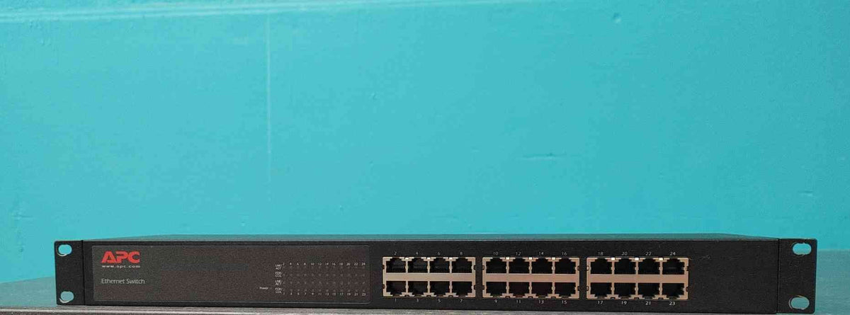 APC AP9224110 24 Port 10/100 Ethernet Network Switch 1U Rackmount Fast Ethernet