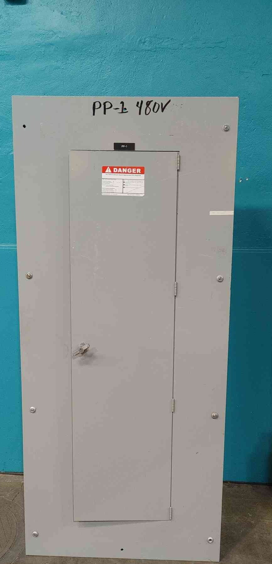 GE Type CCB Style 2 Panelboard 400A 480Y/277V 3-Phase 4-Wire. (Sku:116260)