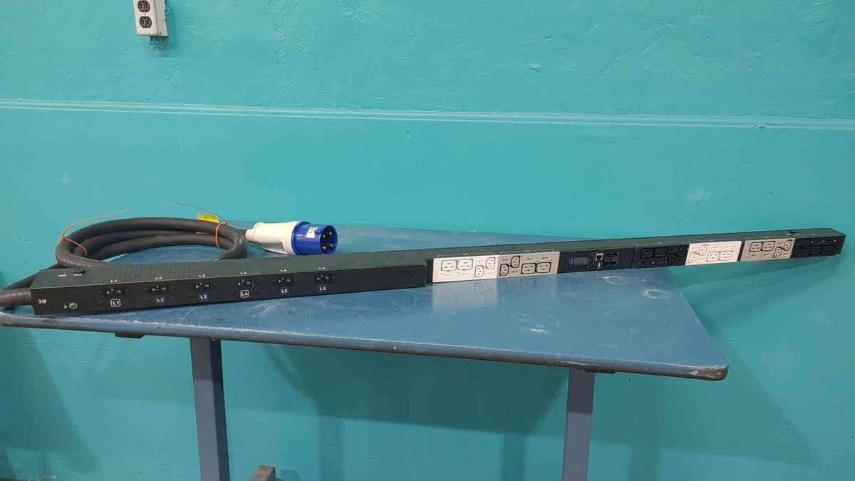 HPE 866827-016 17.3kVA 208V 3-Phase 24 Outlet Managed Vertical Rack PDU P9R82A