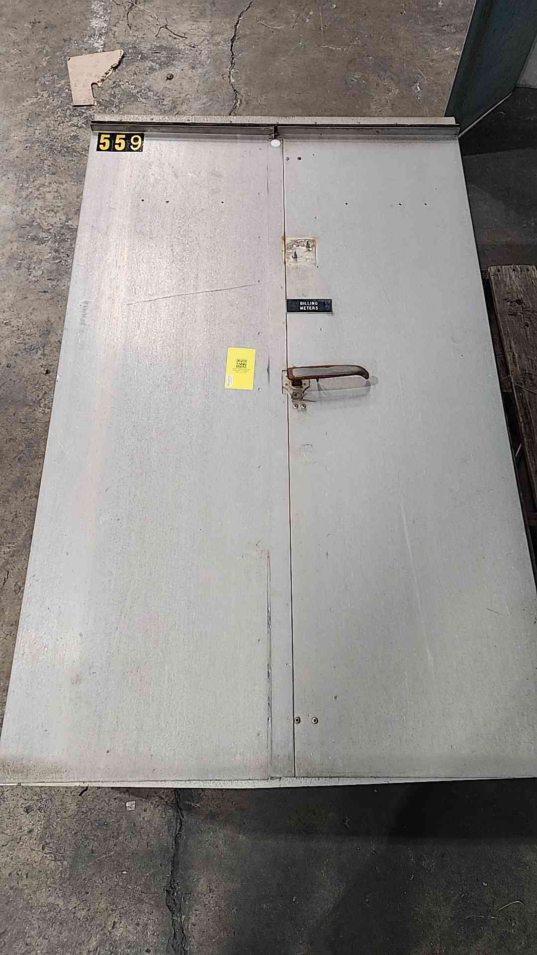 Dual Socket Utility Billing Meter Enclosure NEMA 3R CT PT Test Switch Cabinet