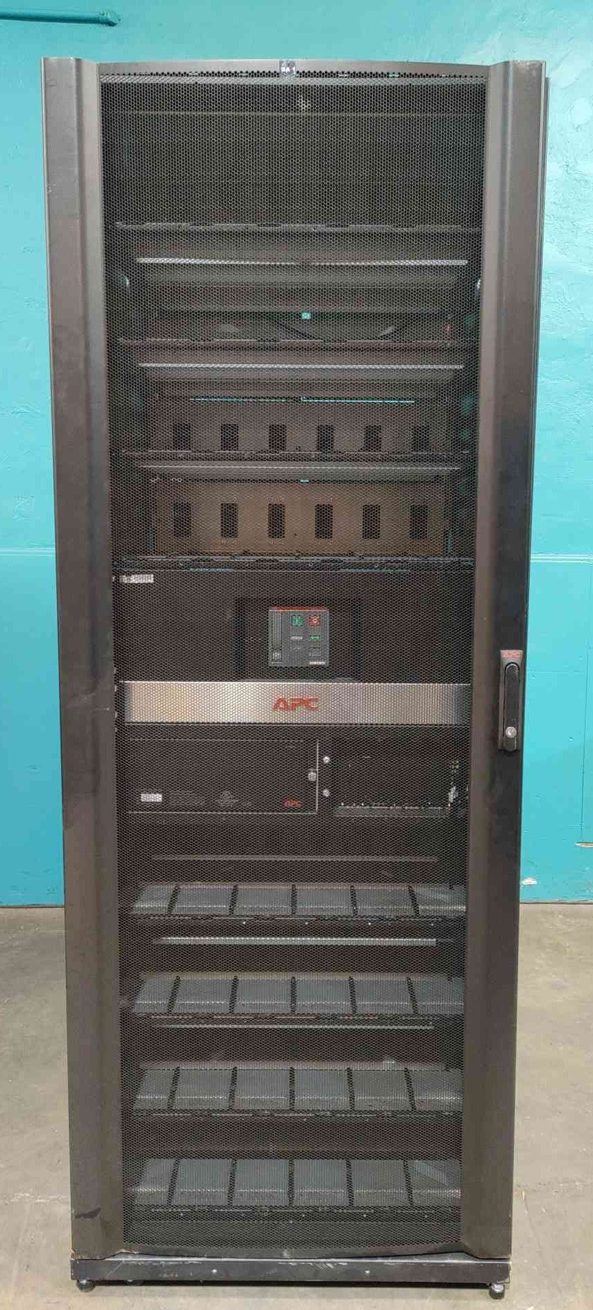 APC Symmetra PX Battery Enclosure ±288Vdc, 276A (Sku:116422)