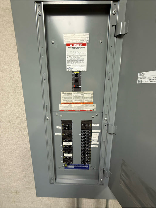 225A Square D NQ430L1C 25 Breakers Panelboard 100A 240V NQ Panelboard with Main (SKU: 109958)