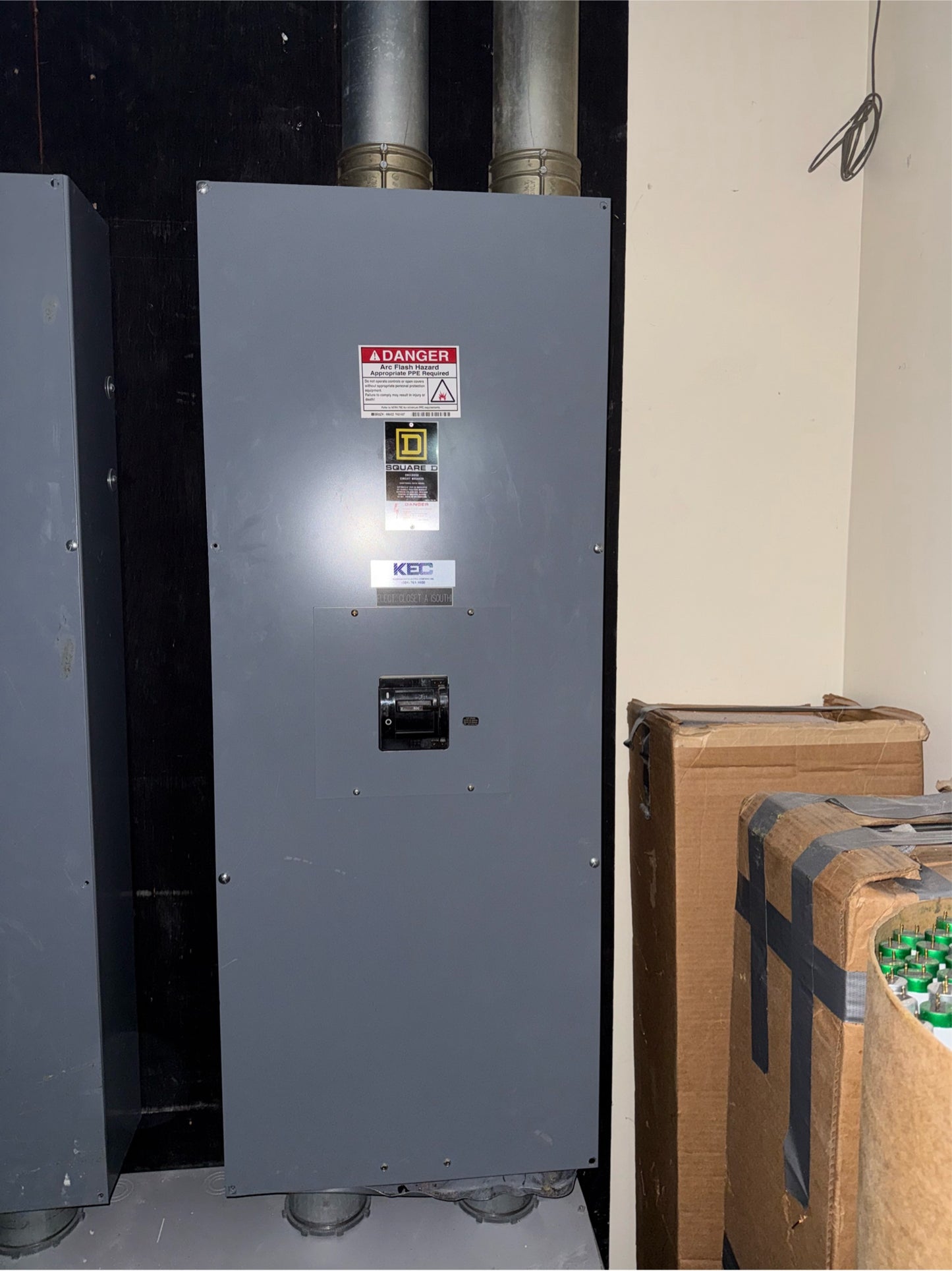 Square D Enclosed Circuit Breaker 800A Disconnect (SKU: 110468)