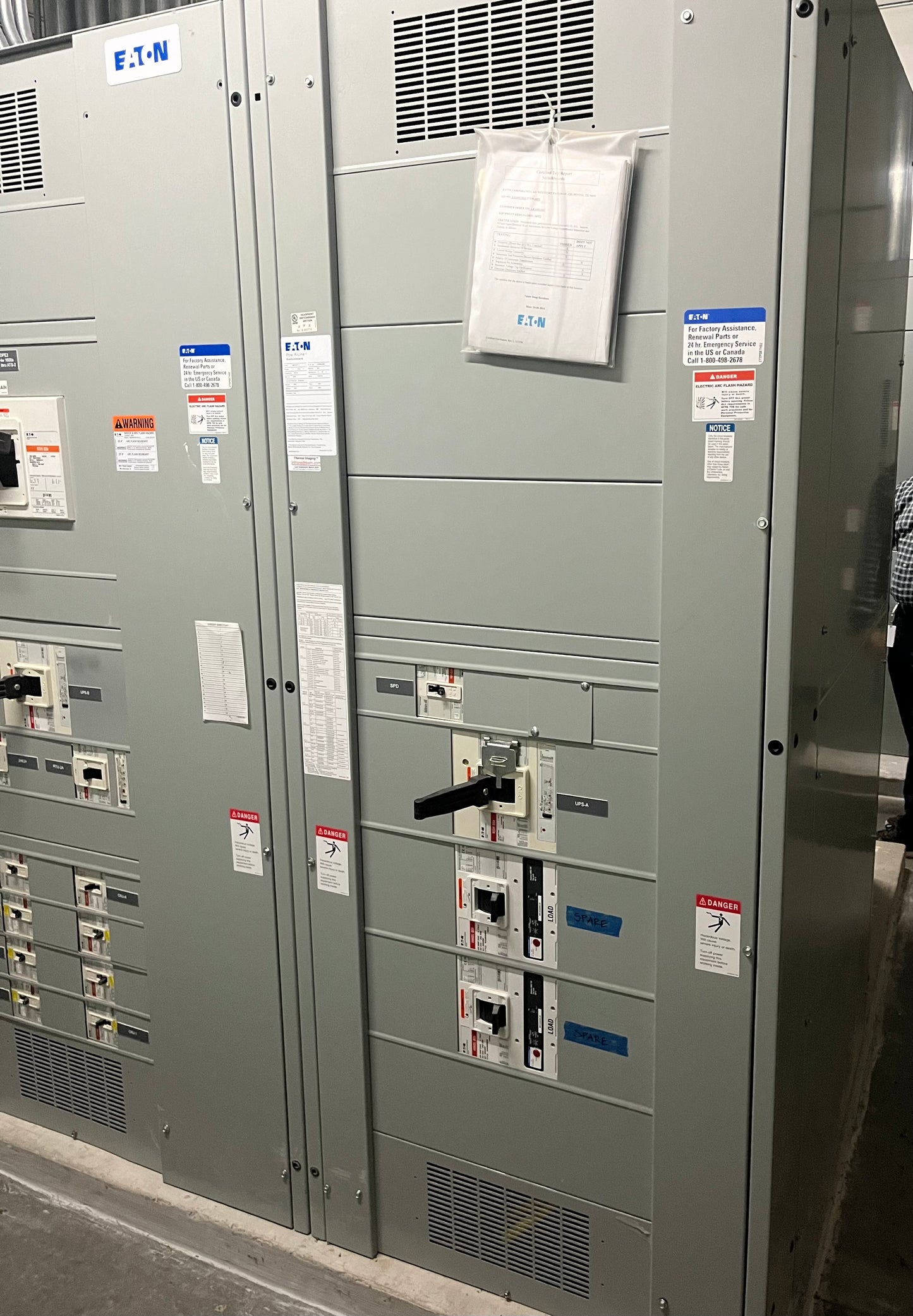 Eaton Pow-R-Line 1600 Amp 2 Section Switchboard 480V 3PH RGH Main NGH HMDL Breakers