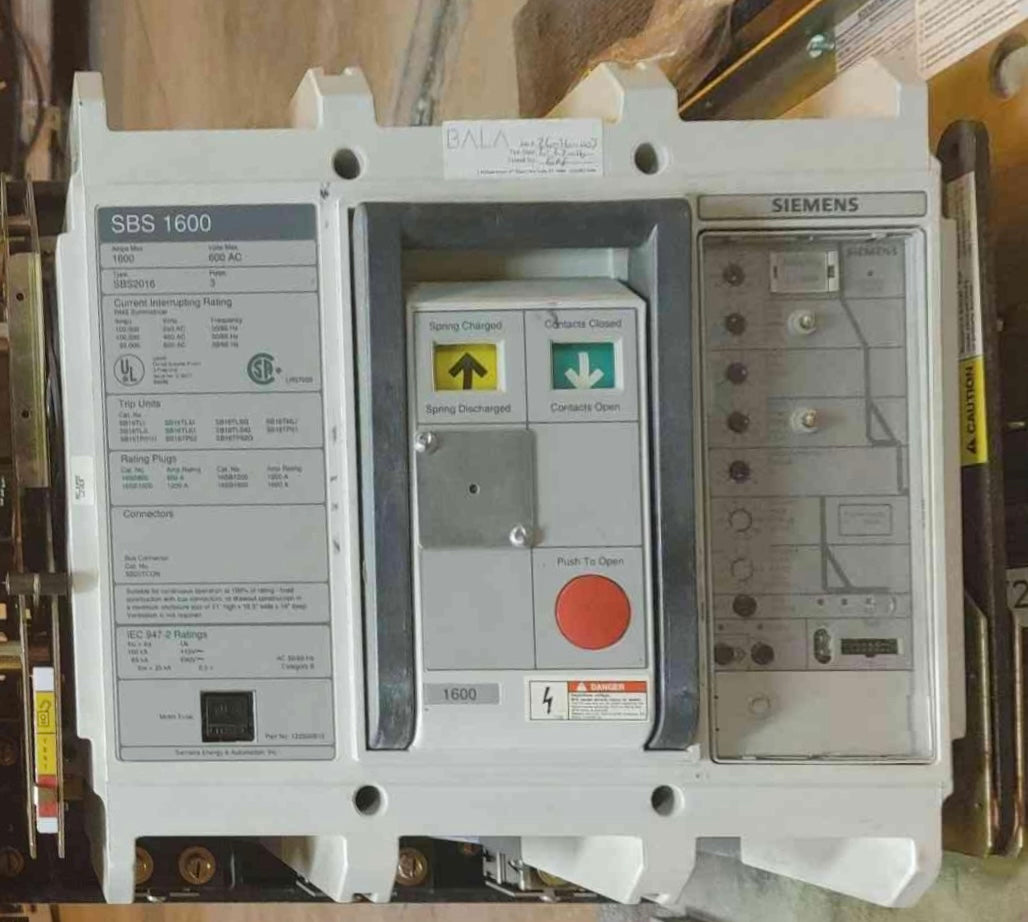 Siemens 1600A 3 Pole Breaker 600VAC SBS2016 in Chassis (108454)