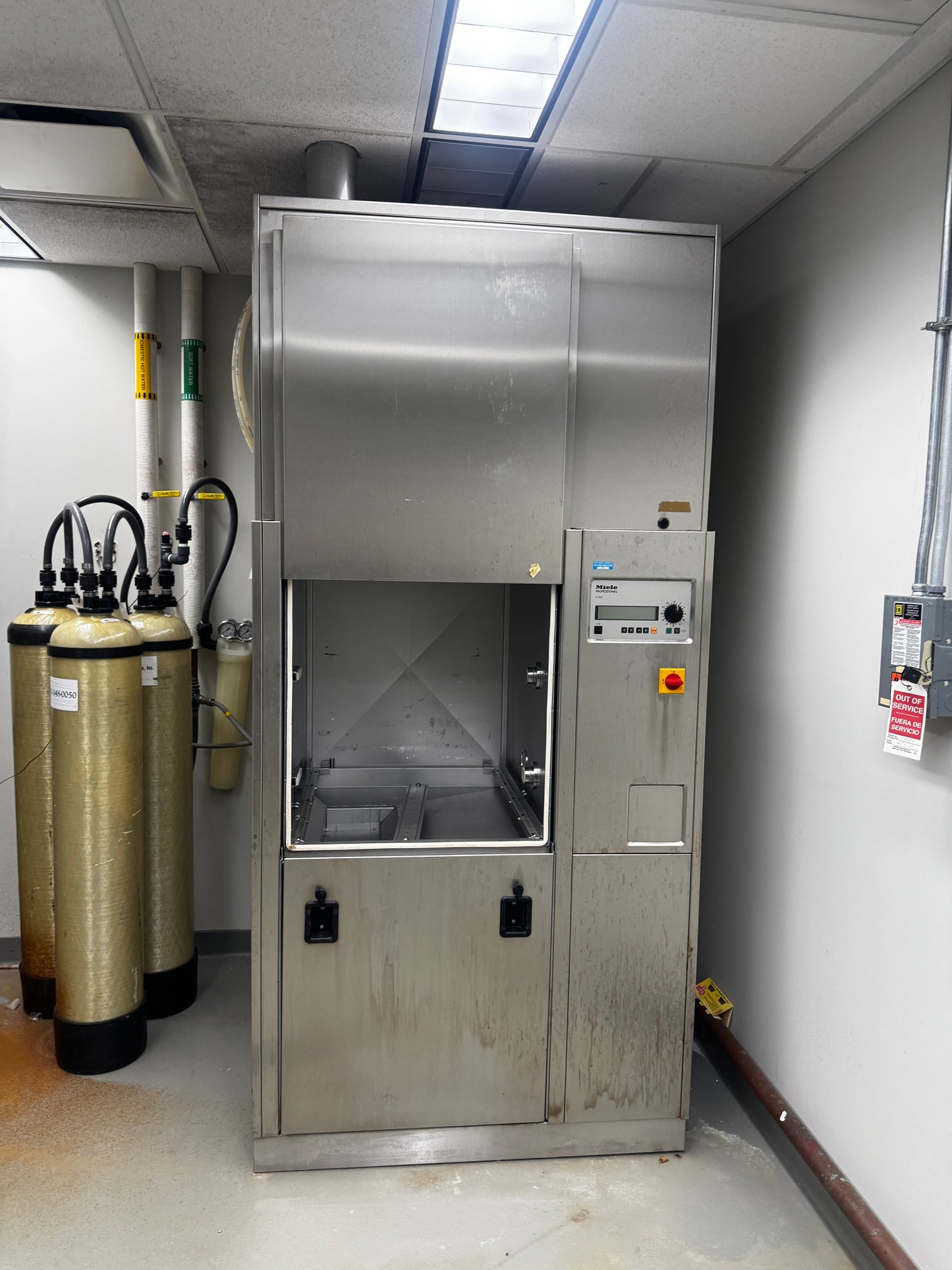 Miele G 7827 Professional Laboratory Glassware Washer Disinfector 208V 3PH Lab Pharma