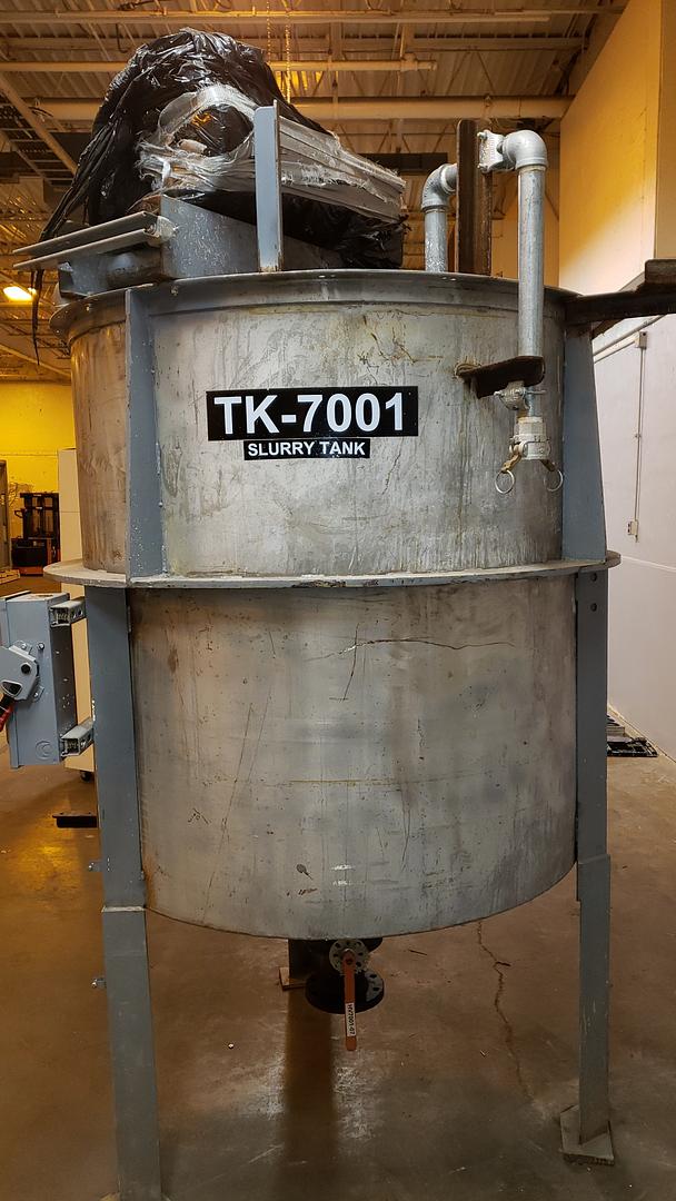 Slurry Tank 1000 Gal w/ Agitator & Shut Off(S6LLST8885)
