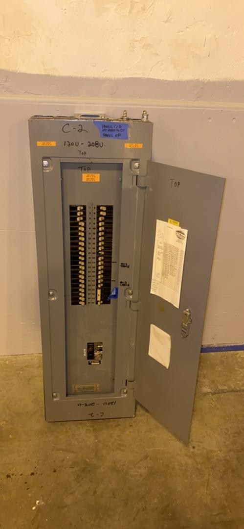 225A 240V Cutler Hammer Breaker Panelboard Loaded w/Main(S6LLST3769)