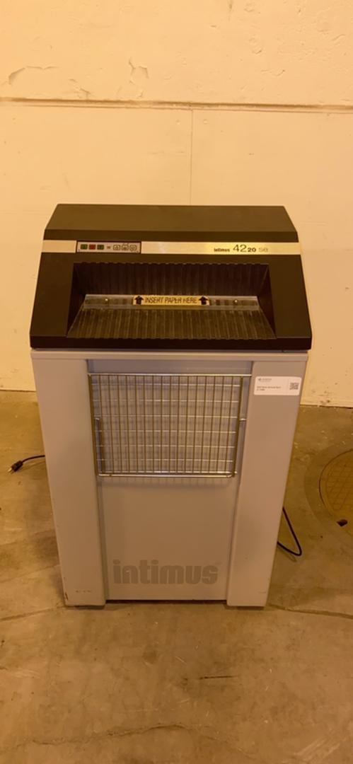 Intimus Shredder 4220SE(S6LLST3334)