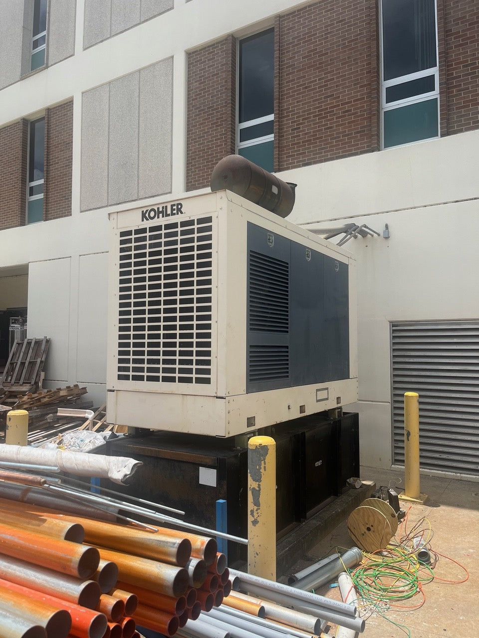 Kohler 200ROZD 205kW Diesel Generator 480V 208V 24V Enclosed Sub Base Tank 205kW