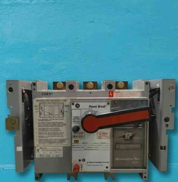 GE Power Break TC84TTR 400A Circuit Breaker Drawout MicroVersaTrip Plus 800A Frame