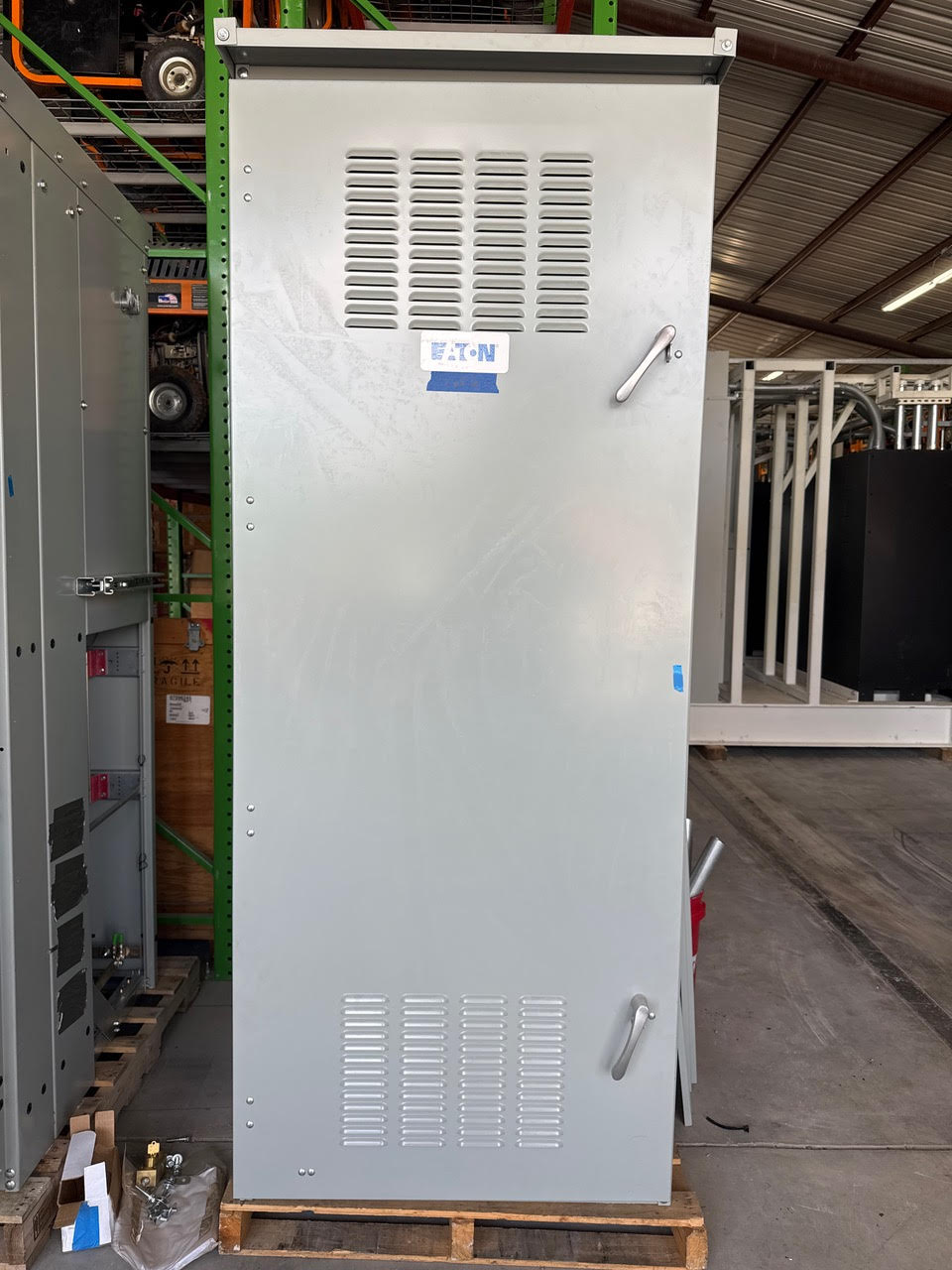 Eaton Pow-R-Line PRL-C 800A Switchboard NEMA 3R 415/240V L630H-C Breaker Panel