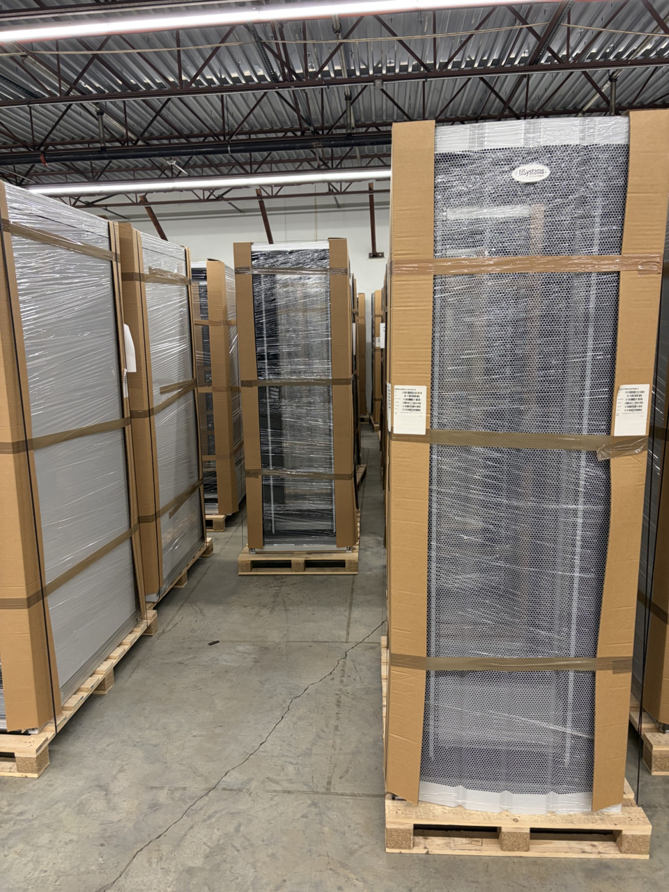 USystems 47U Server Cabinet + USystems Rear Door Heat Exchanger