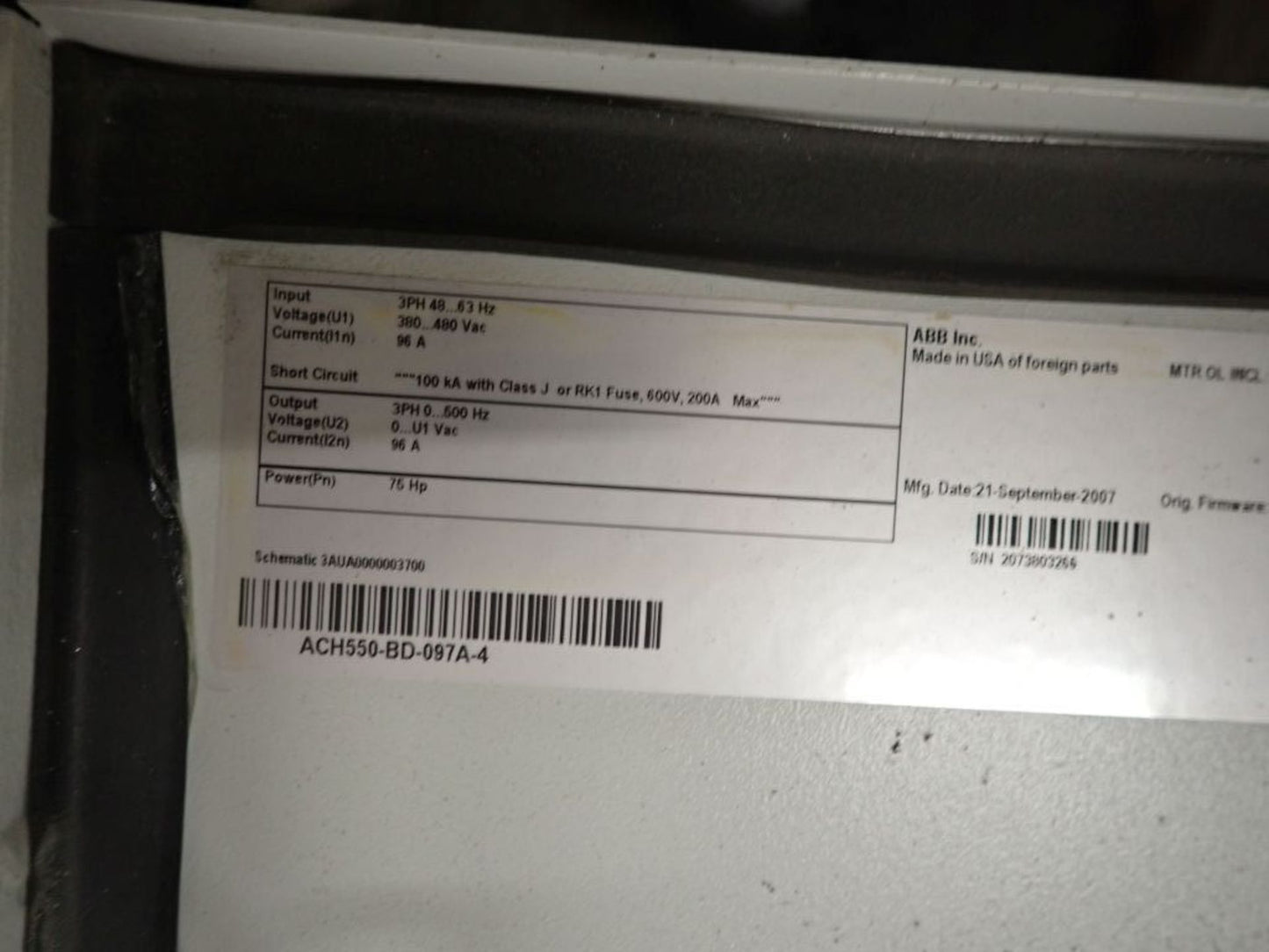 ABB ACH550-BD-097A-4 75HP 480V VFD HVAC Drive w/ E-Clipse Bypass Disconnect