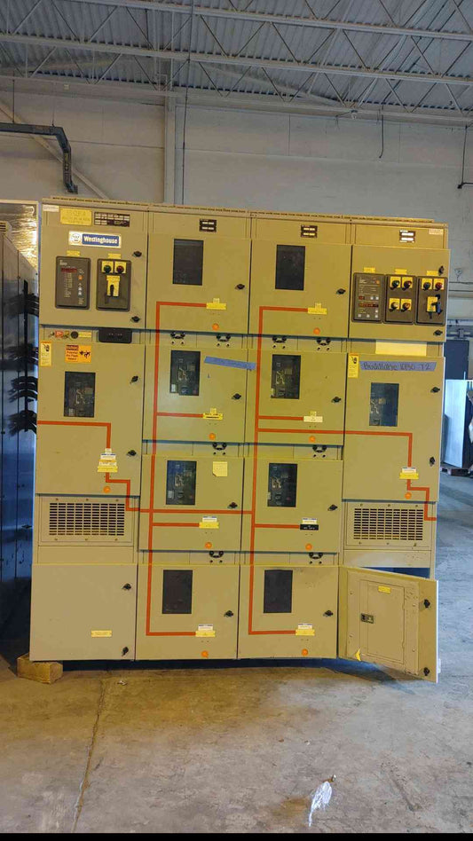 3200A / 4000A Westinghouse VCP DS Switchgear 4x 800a Breakers 2x 3200a Main(101492)