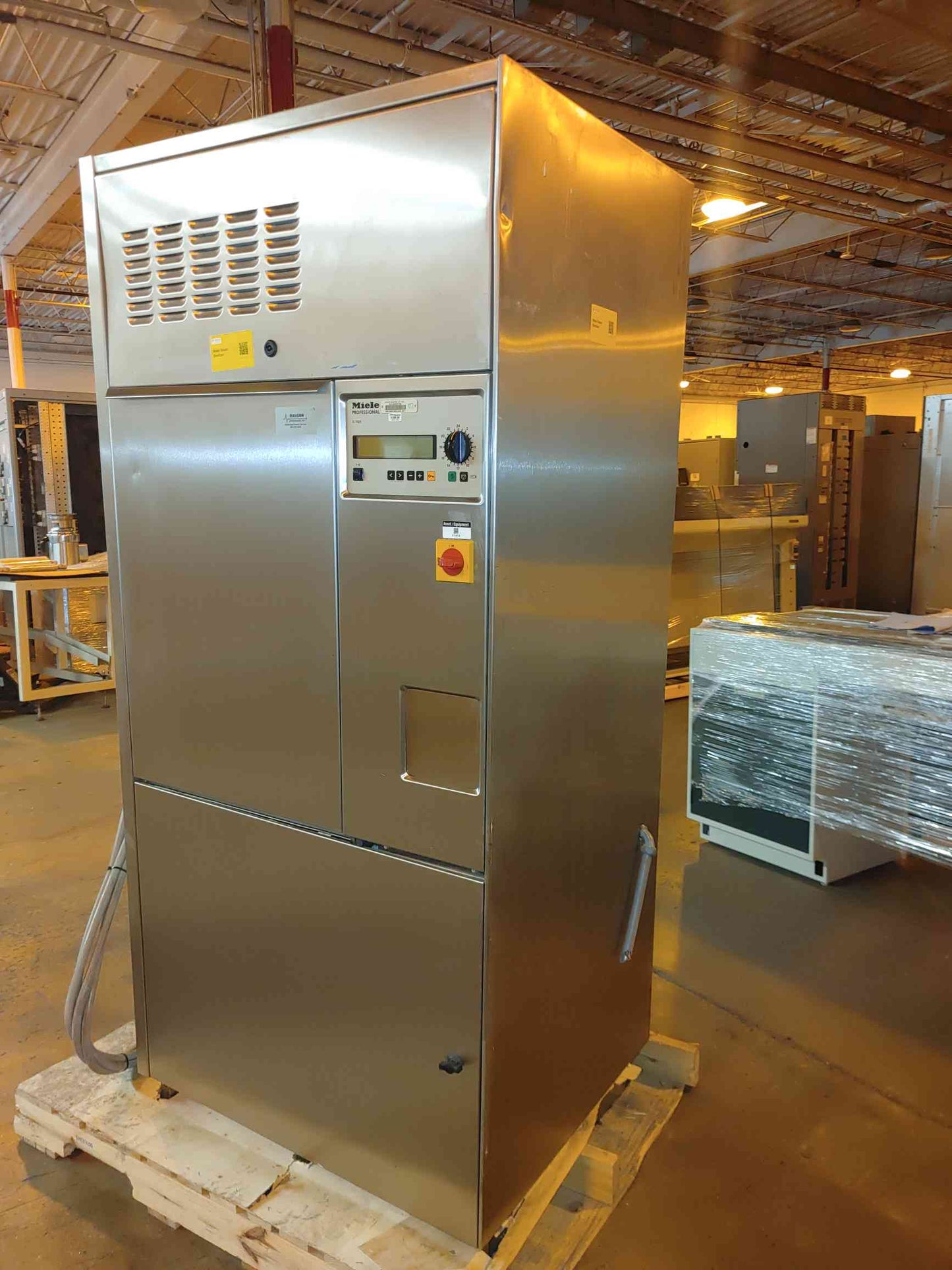 Miele Glassware Washer G7825 208V