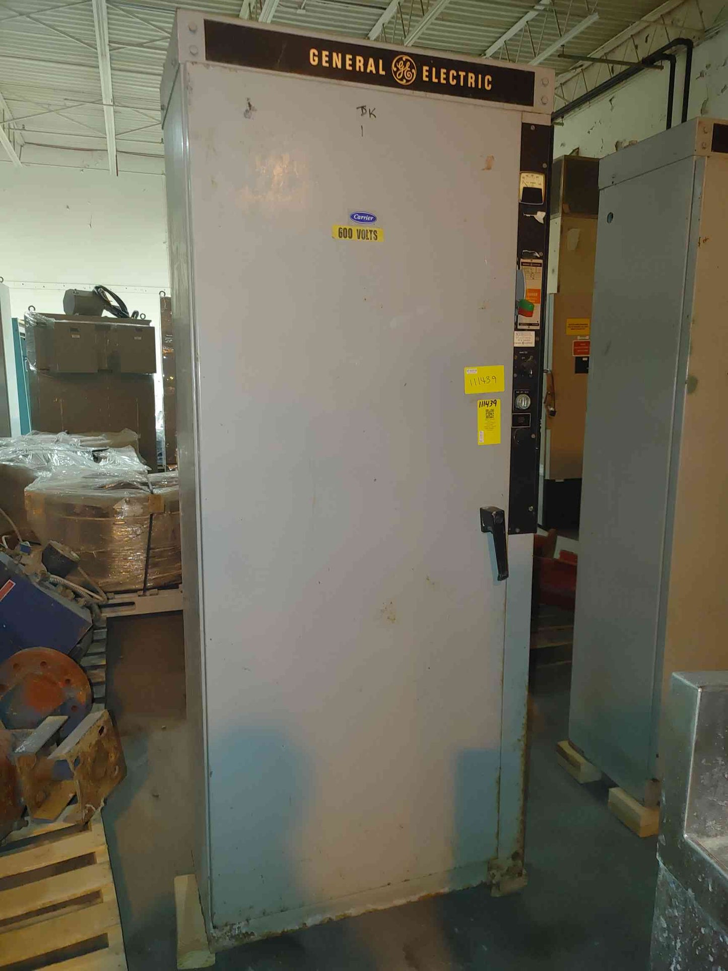 GE 232YDJ41F9BCH Automatic Compressor Control 460V 3PH 400A Breaker & Relays (SKU: 111439)