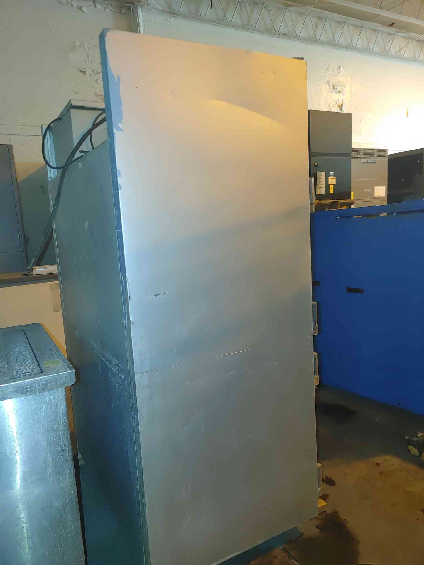 Traulsen & Co. Commercial Refrigerator / Freezer, Model G20000(SKU: 111450)